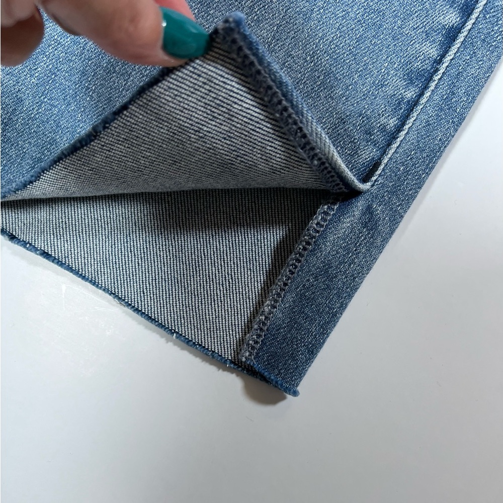 Habitual Pace High Rise Slim Straight Jeans 27 Light Wash Cropped Slit Hem - Picture 7 of 16